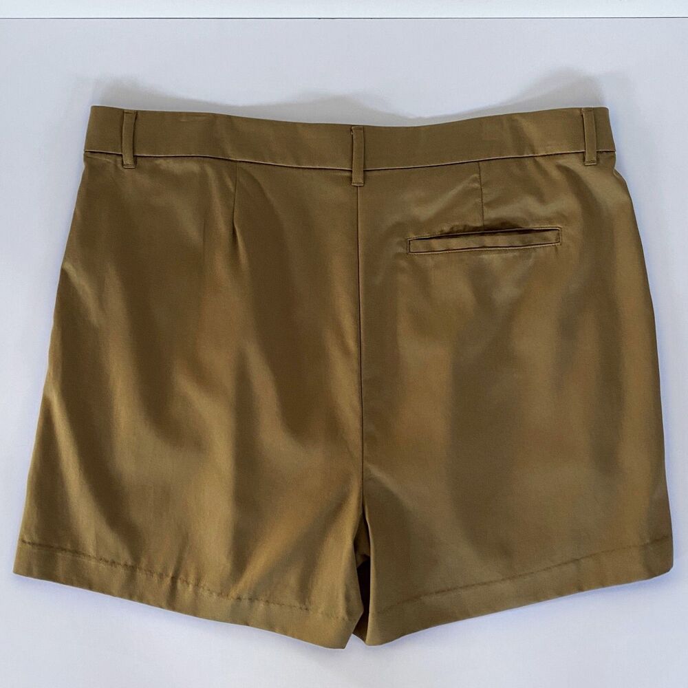 Old Navy High-Rise Taylor Trouser Shorts XL Casual Chic Minimalist Contemporary - Picture 2 of 11